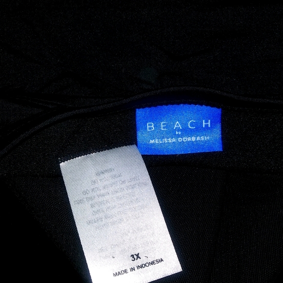 Women's plus size tankini top - Picture 3 of 3